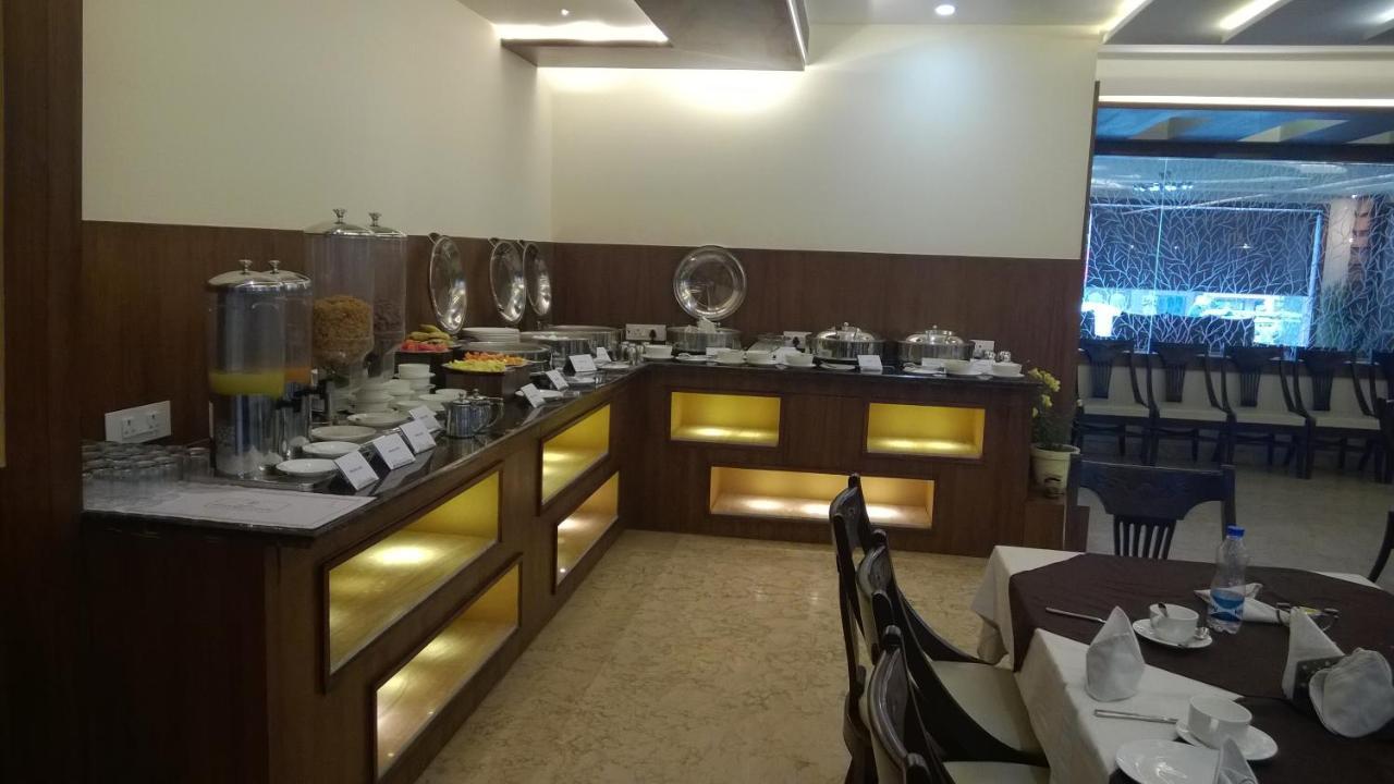 七山塔酒店 阿格拉 外观 照片